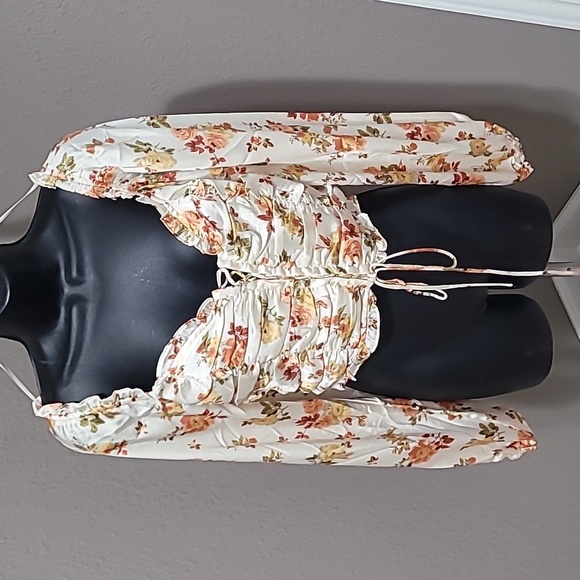 Blue B Ruched Puff Satin Floral Crop Blouse - Picture 4 of 8